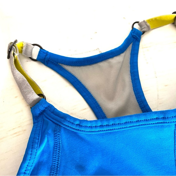 Lolë Blue Grey Wicking Sports Bra - Picture 3 of 10
